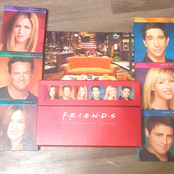 Friends DVD set *missing dvd #14* - Picture 1 of 8